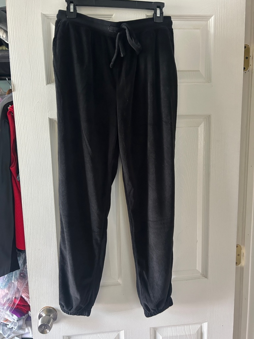 Forever 21 Black Women’s Velour Drawstring Joggers or lounge wear set